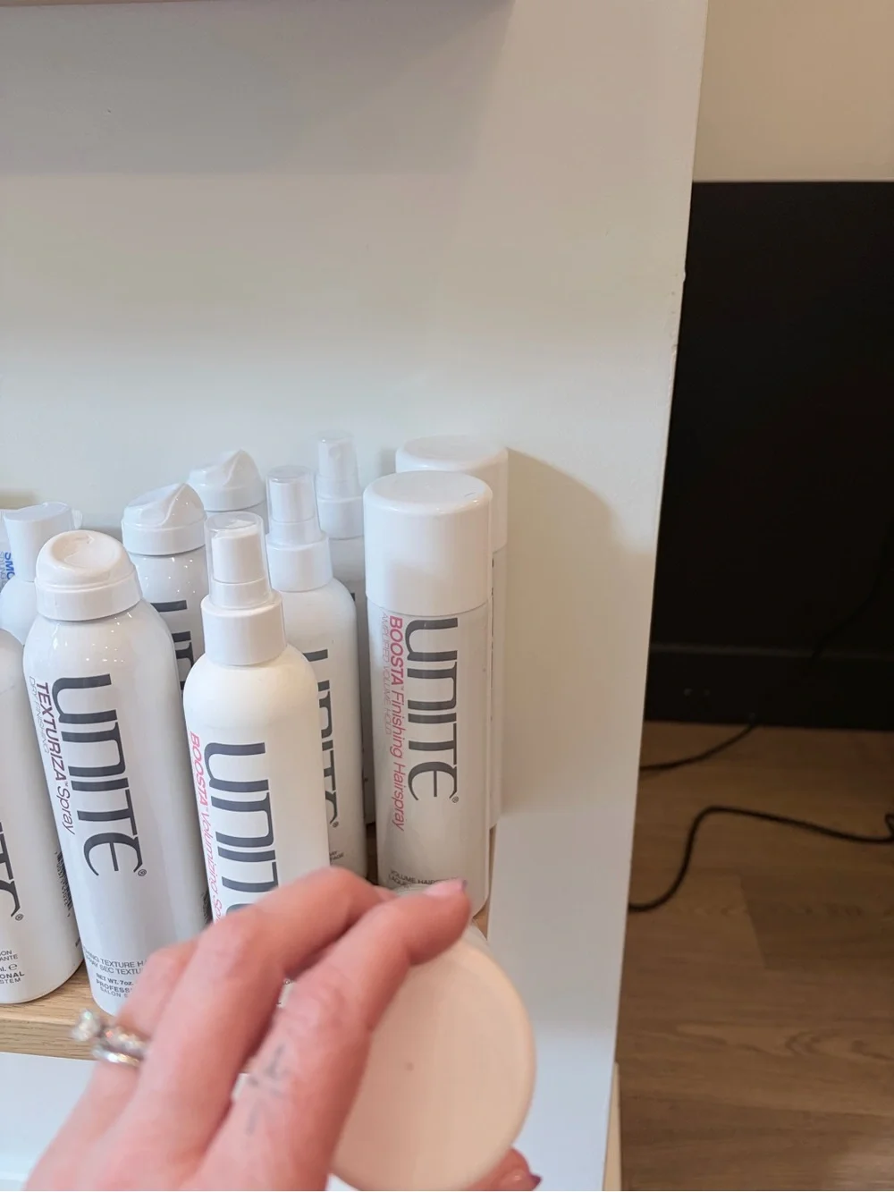 UNITE Boosta Finishing Hairspray